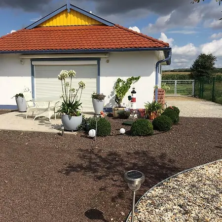 Haus Sonnensegel Holiday home Friedrichsaue